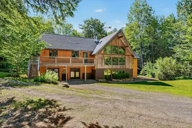 $575,000 | 532 Sherwood Forest, Londonderry, VT 05148