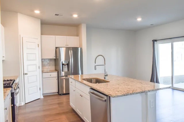 $2,095 | 1057 Saltgrass Way, Myrtle Beach, SC 29588