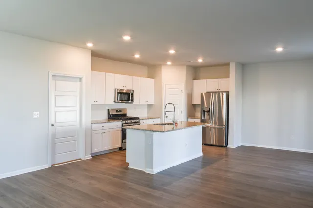 $2,095 | 1057 Saltgrass Way, Myrtle Beach, SC 29588