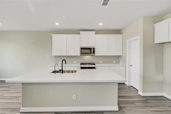 $3,040 | 134 Solana Point Drive, Katy, TX 77493