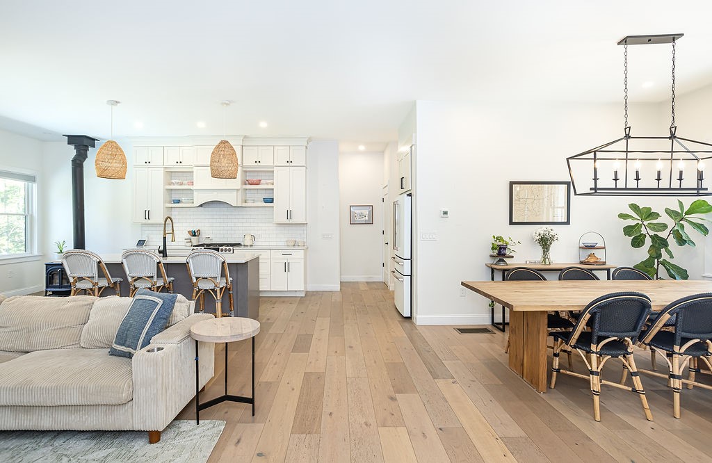 37 Amy Hart Path Little Compton, RI 02837 - Photo 5 of 45 Gallery Image 5