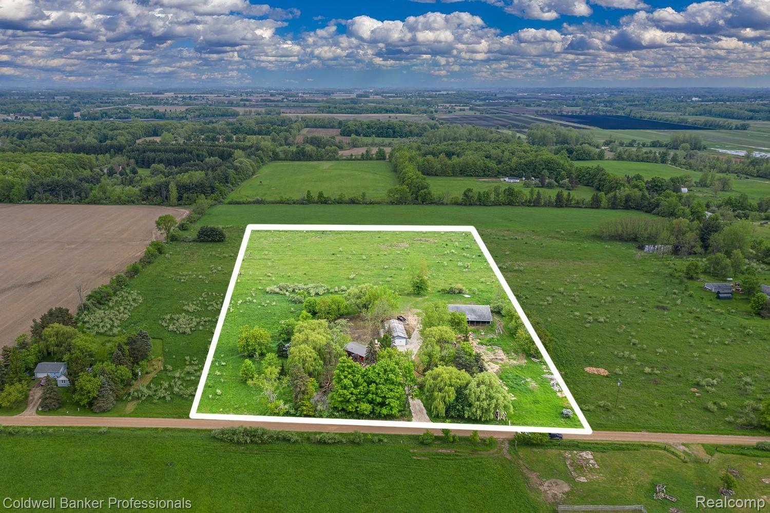 7710 Abbott Road Imlay City, MI 48444 - Photo 32 of 40 7710 Abbott Rd (9.1 of 40)