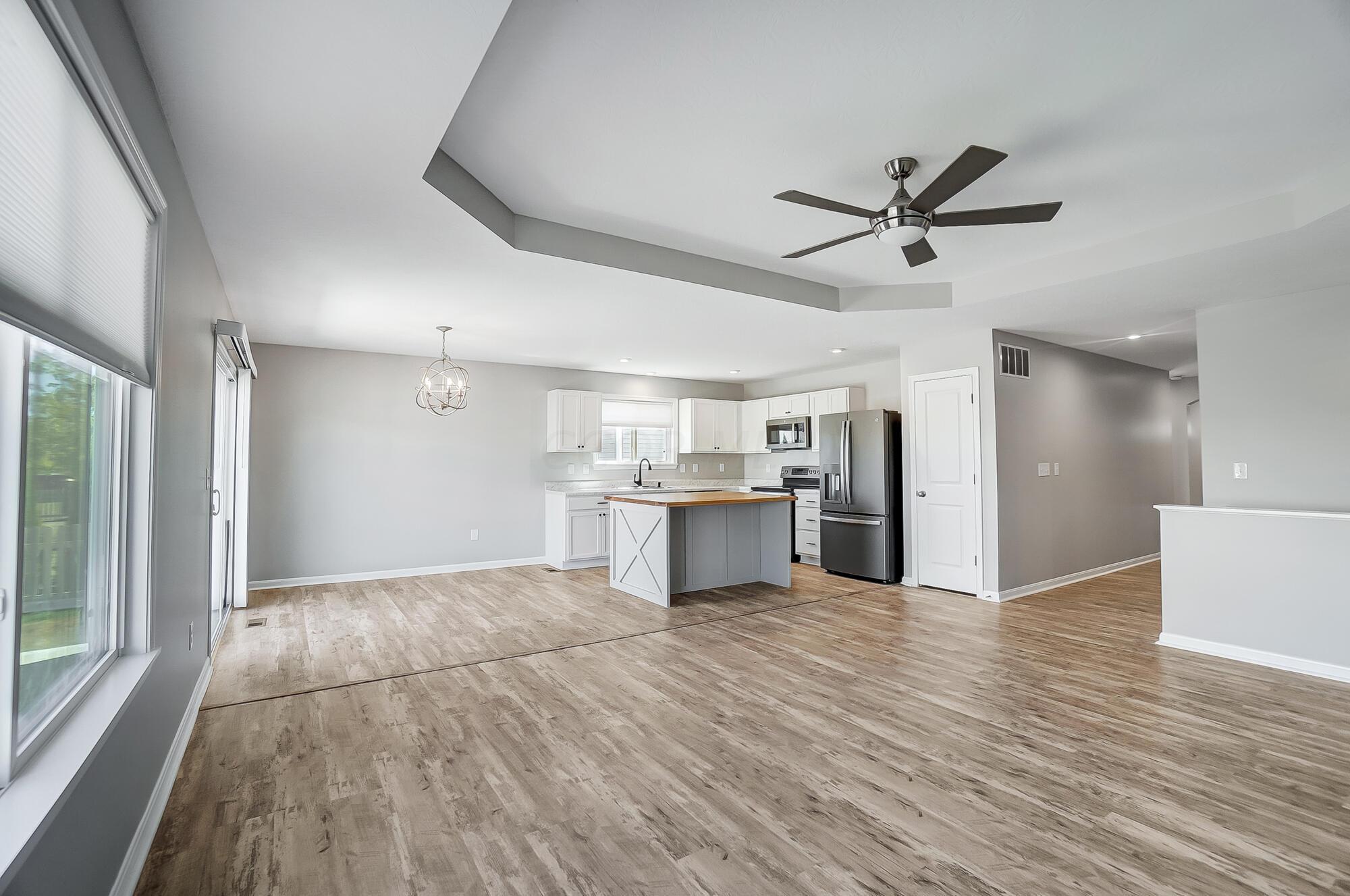 507 Randall Road Delaware, OH 43015 - Photo 8 of 41 014