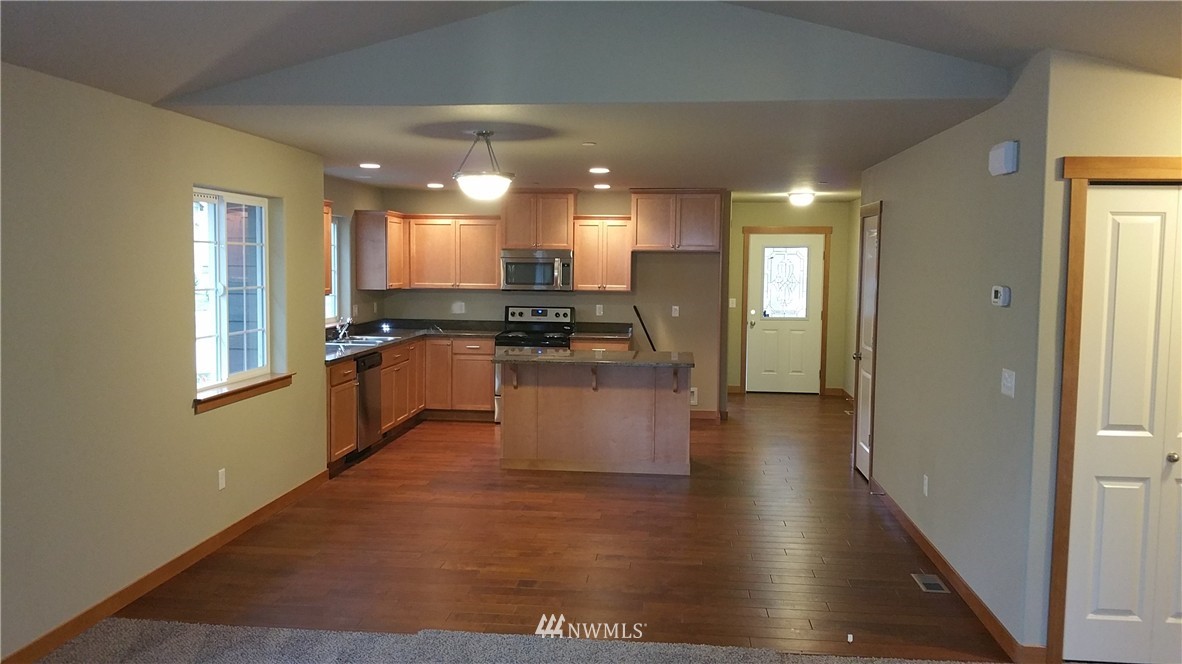 749 Fuchsia Loop, Unit 34 Bellingham, WA 98226 - Photo 6 of 11 Gallery Image 6