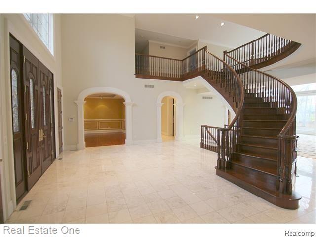 32400 Rock Ridge Lane Farmington Hills, MI 48334 - Photo 17 of 44