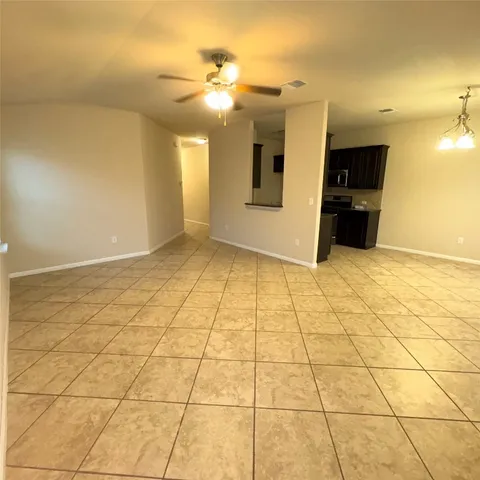 $1,750 | 208 Moulins Lane, Georgetown, TX 78626