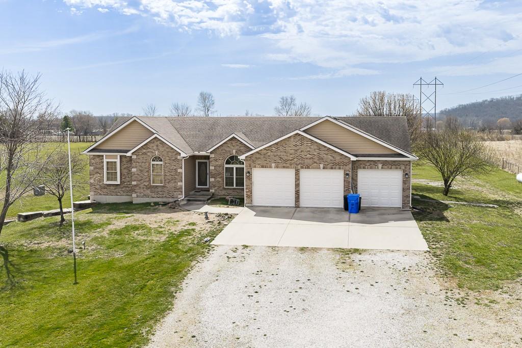 20831 Brandt Road Tonganoxie, KS 66086 - Photo 1 of 15