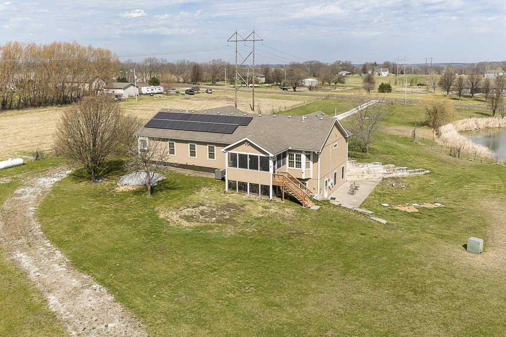 20831 Brandt Road Tonganoxie, KS 66086 - Photo 4 of 15