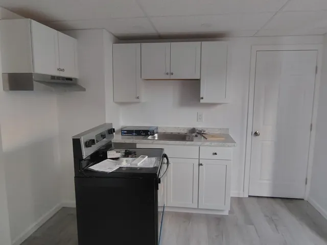 $1,400 | 274 Depot Street, Unit B, Andover, NH 03216