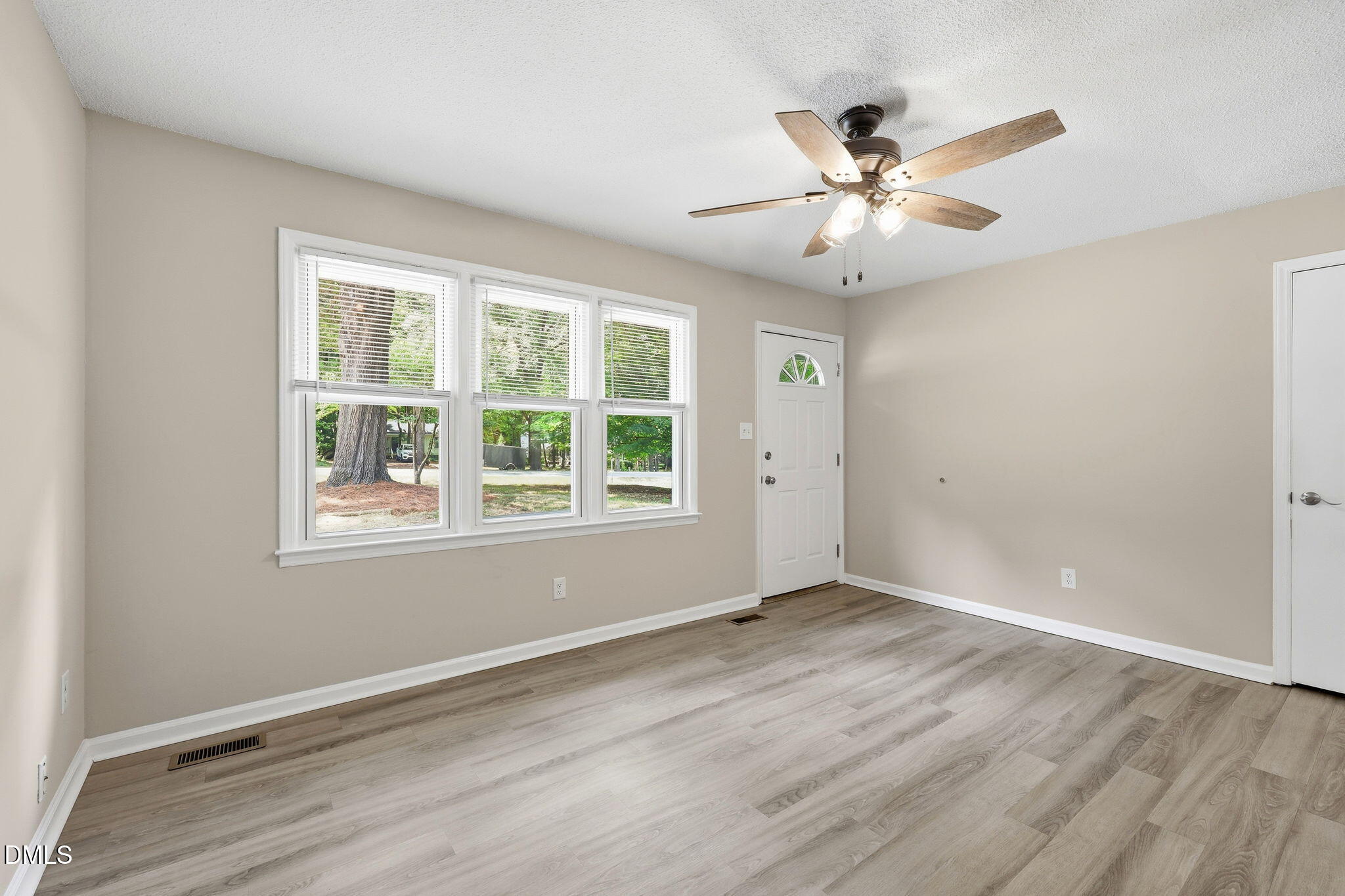 11291 Old Stage Road Willow Spring, NC 27592 - Photo 9 of 16 OldStage11291q