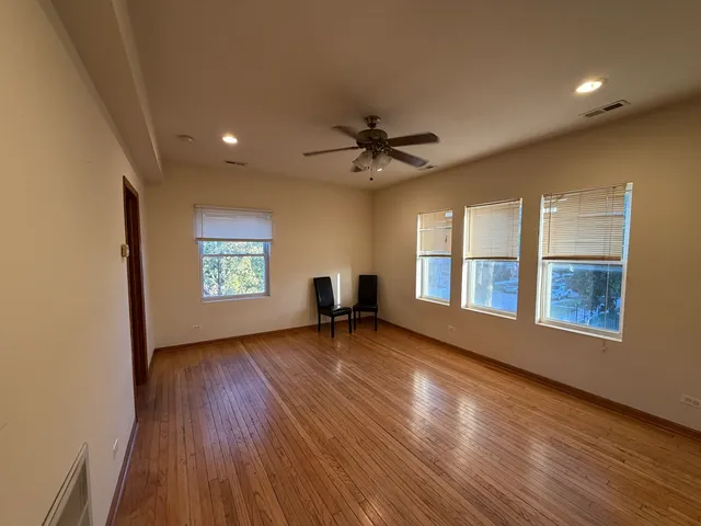 $1,300 | 3000 West 61st Street, Unit 2, Chicago, IL 60629