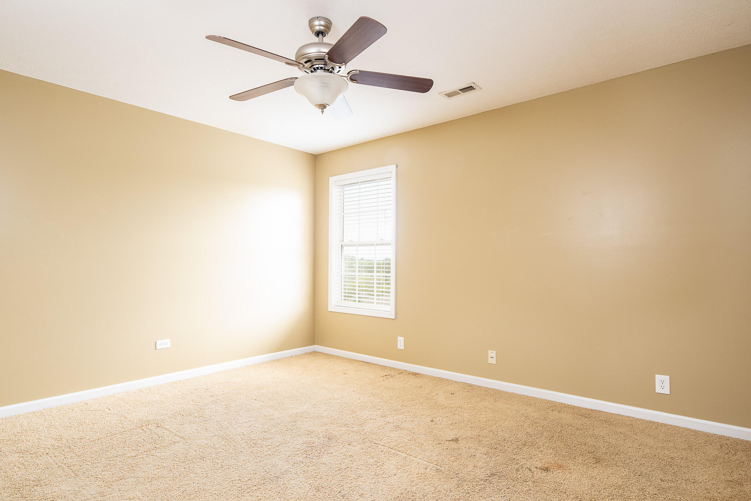 12913 Clear Ridge Road Knoxville, TN 37922 - Photo 18 of 31 Bedroom 3