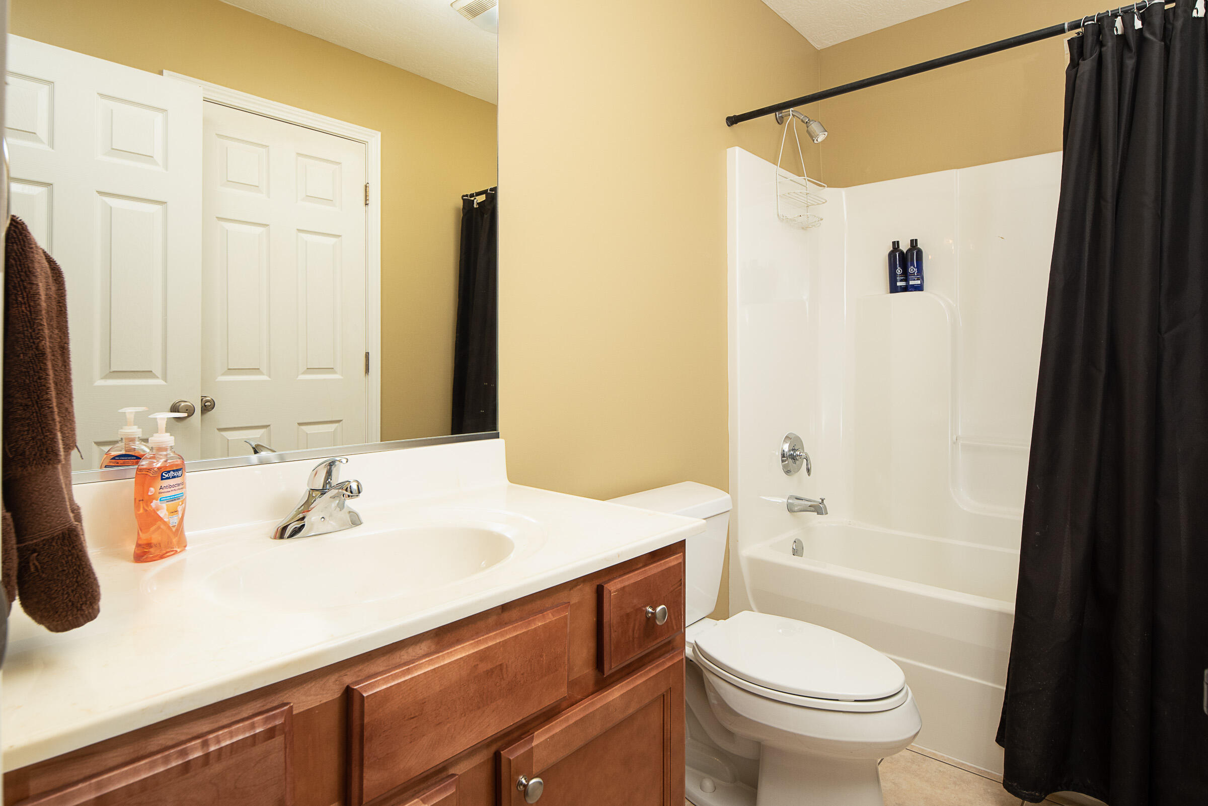 12913 Clear Ridge Road Knoxville, TN 37922 - Photo 21 of 31 Full Bathroom 4