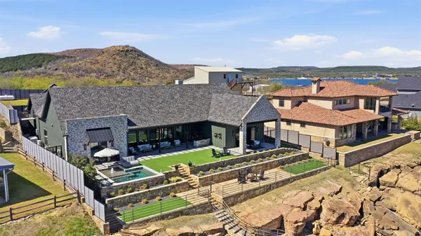 $3,995,000 | 5405 Edgewater Drive, Graham, TX 76450