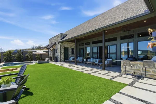 $3,995,000 | 5405 Edgewater Drive, Graham, TX 76450