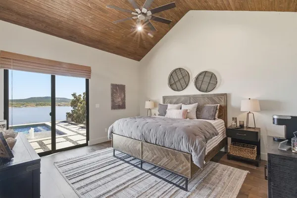 $3,995,000 | 5405 Edgewater Drive, Graham, TX 76450