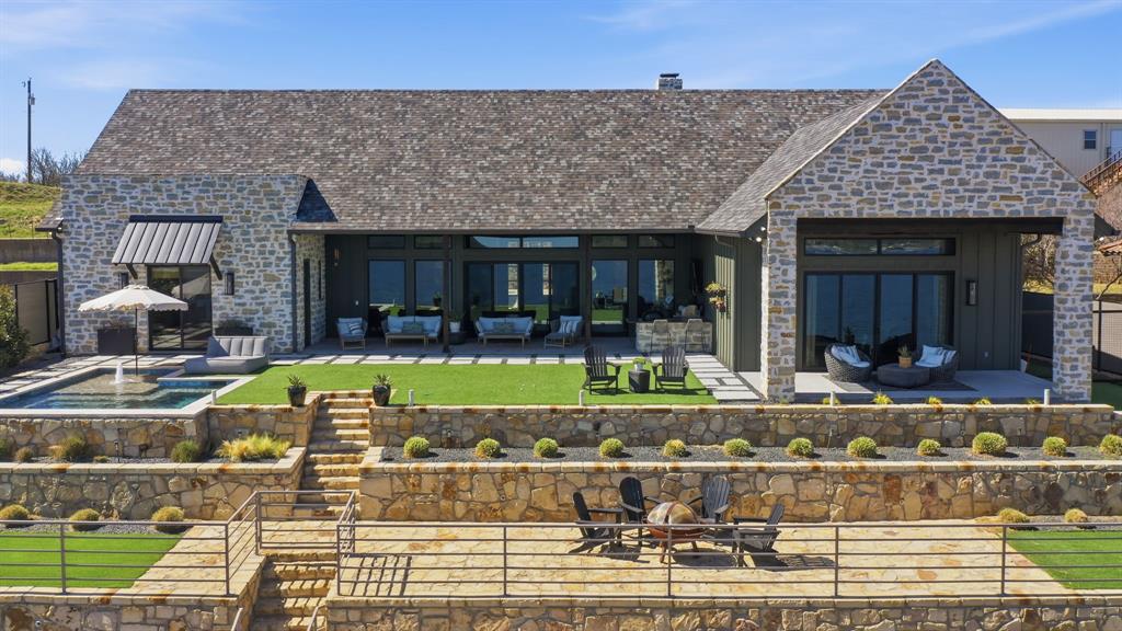 5405 Edgewater Drive Graham, TX 76450 - Photo 4 of 40