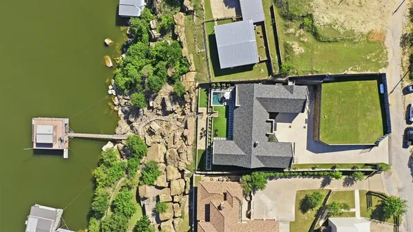 $3,995,000 | 5405 Edgewater Drive, Graham, TX 76450