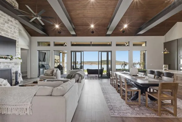 $3,995,000 | 5405 Edgewater Drive, Graham, TX 76450