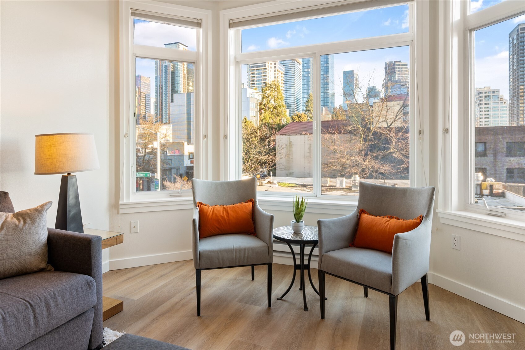2415 2nd Avenue, Unit 432 Seattle, WA 98121 - Photo 1 of 36