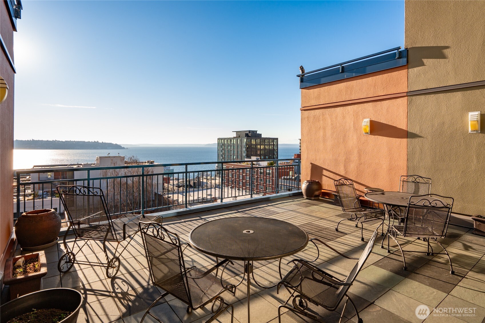 2415 2nd Avenue, Unit 432 Seattle, WA 98121 - Photo 28 of 36