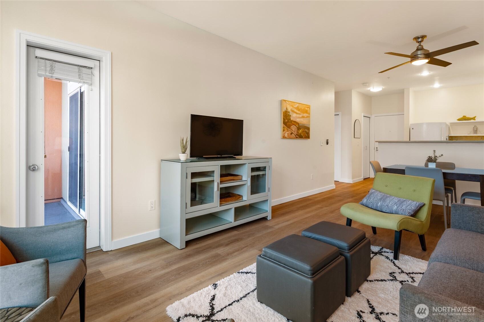 2415 2nd Avenue, Unit 432 Seattle, WA 98121 - Photo 6 of 36