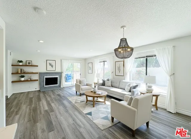 $679,000 | 2578 Calle Abedul, Thousand Oaks, CA 91360