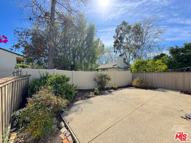 $679,000 | 2578 Calle Abedul, Thousand Oaks, CA 91360