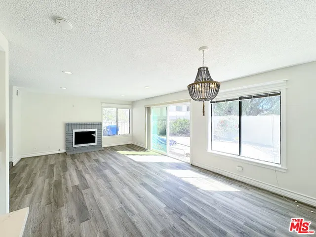 $679,000 | 2578 Calle Abedul, Thousand Oaks, CA 91360