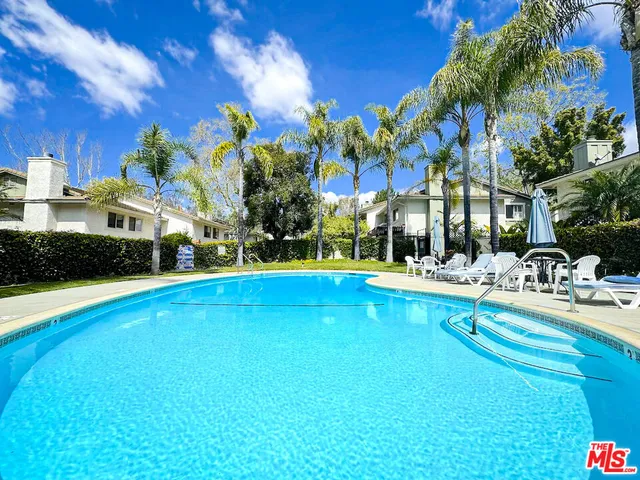 $679,000 | 2578 Calle Abedul, Thousand Oaks, CA 91360