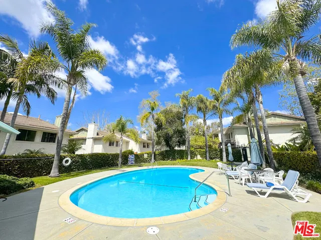 $679,000 | 2578 Calle Abedul, Thousand Oaks, CA 91360