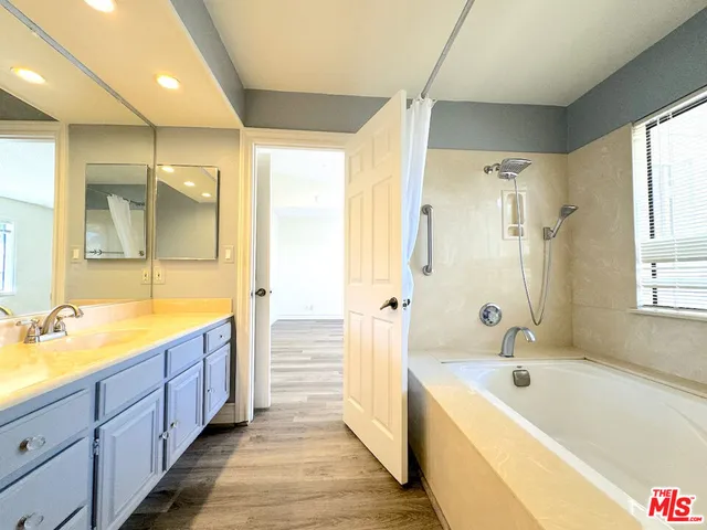 $679,000 | 2578 Calle Abedul, Thousand Oaks, CA 91360