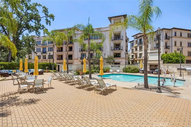 $1,995,000 | 23500 Park Sorrento, Unit H32, Calabasas, CA 91302