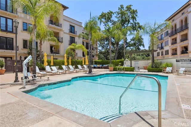 $1,995,000 | 23500 Park Sorrento, Unit H32, Calabasas, CA 91302