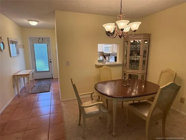 $1,800 | 2950 Southeast Ocean Boulevard, Unit 102, Stuart, FL 34996