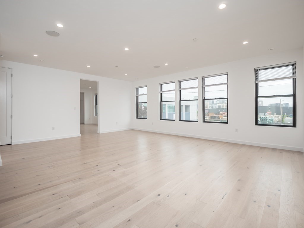 340 West 2nd Street, Unit 9 Boston, MA 02127 - Photo 10 of 36