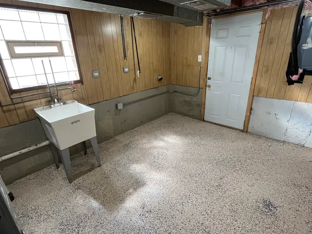 $216,500 | 286 Calhoun Avenue, Calumet City, IL 60409