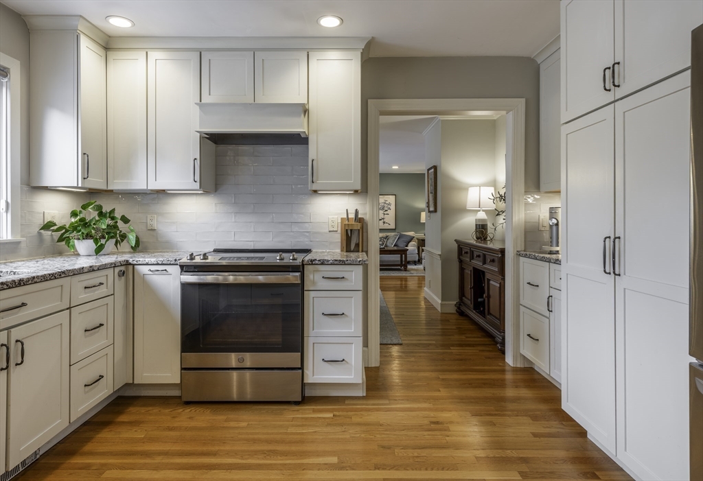 34 Porter Lane Hamilton, MA 01982 - Photo 19 of 34