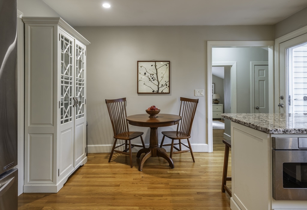 34 Porter Lane Hamilton, MA 01982 - Photo 22 of 34