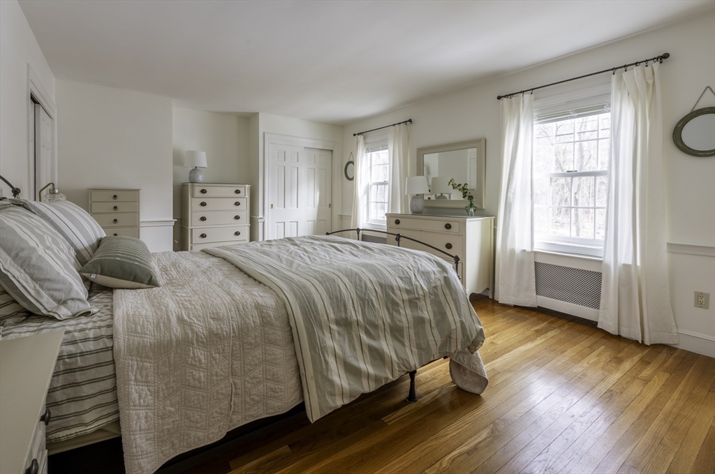 34 Porter Lane Hamilton, MA 01982 - Photo 24 of 34