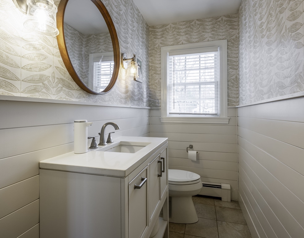 34 Porter Lane Hamilton, MA 01982 - Photo 26 of 34