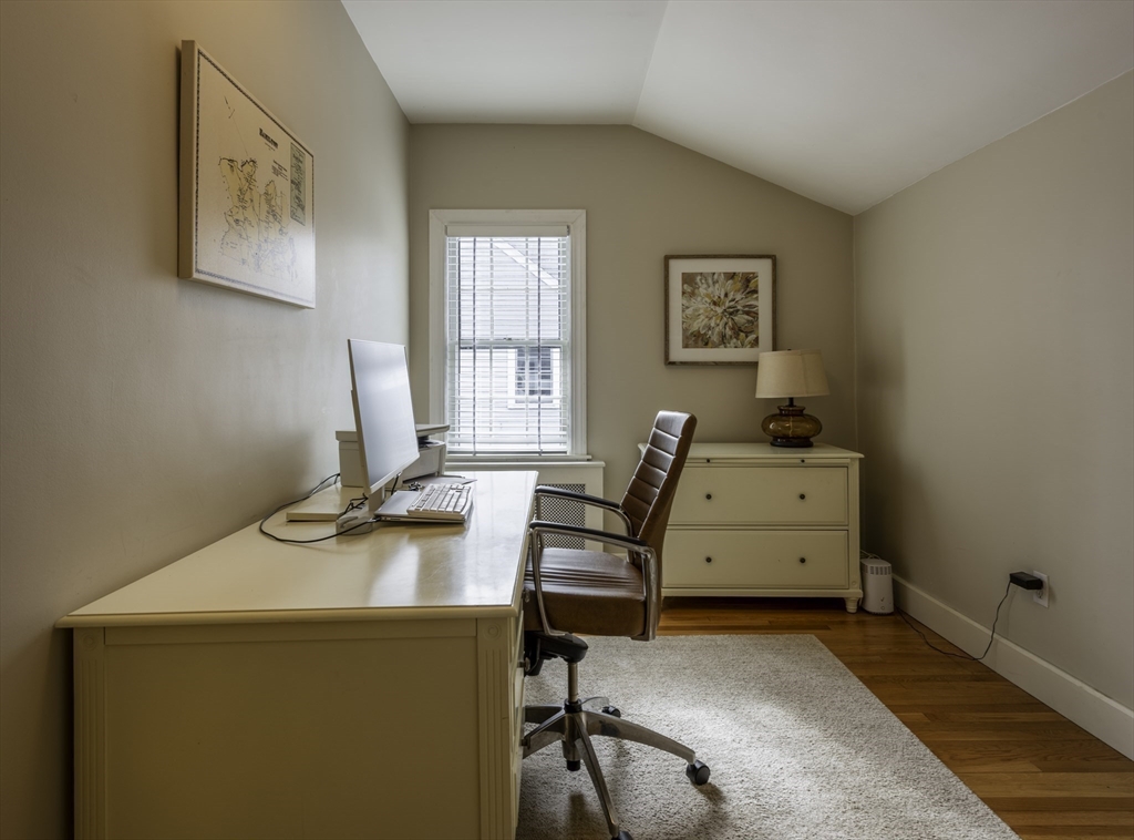 34 Porter Lane Hamilton, MA 01982 - Photo 27 of 34