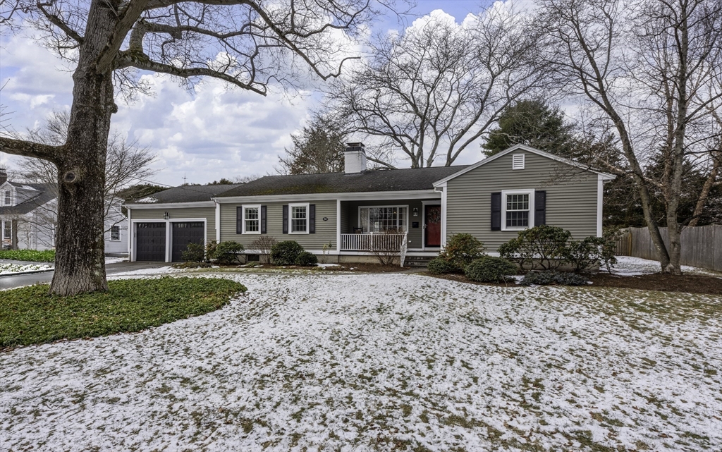 34 Porter Lane Hamilton, MA 01982 - Photo 3 of 34