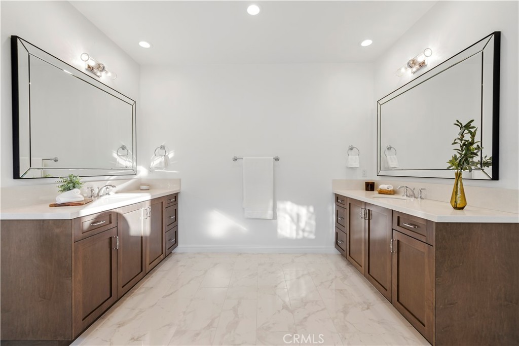 20657 Walnut Circle Porter Ranch, CA 91326 - Photo 27 of 68