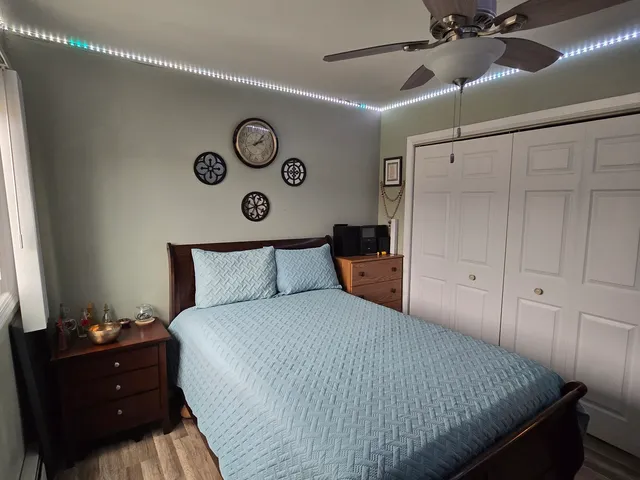 $209,000 | 161 West Elk Trail, Unit 263, Carol Stream, IL 60188