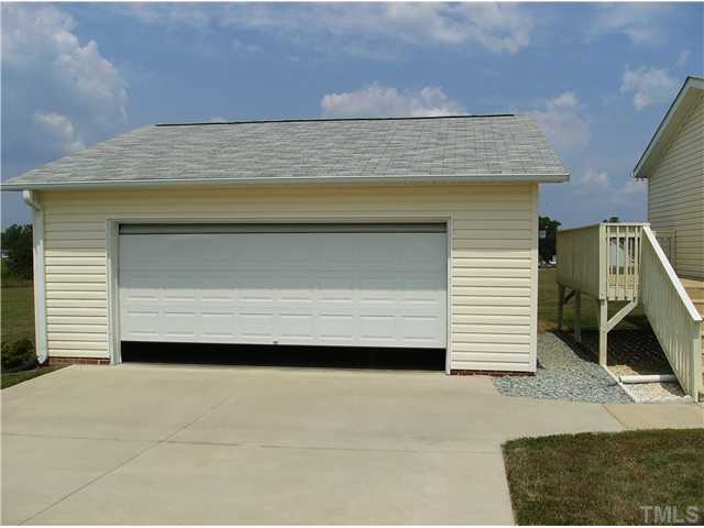 179 Quartergate Road Roxboro, NC 27574 - Photo 2 of 11