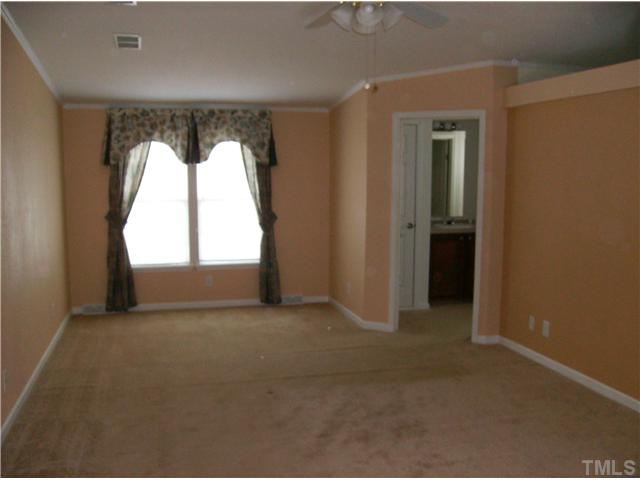 179 Quartergate Road Roxboro, NC 27574 - Photo 6 of 11