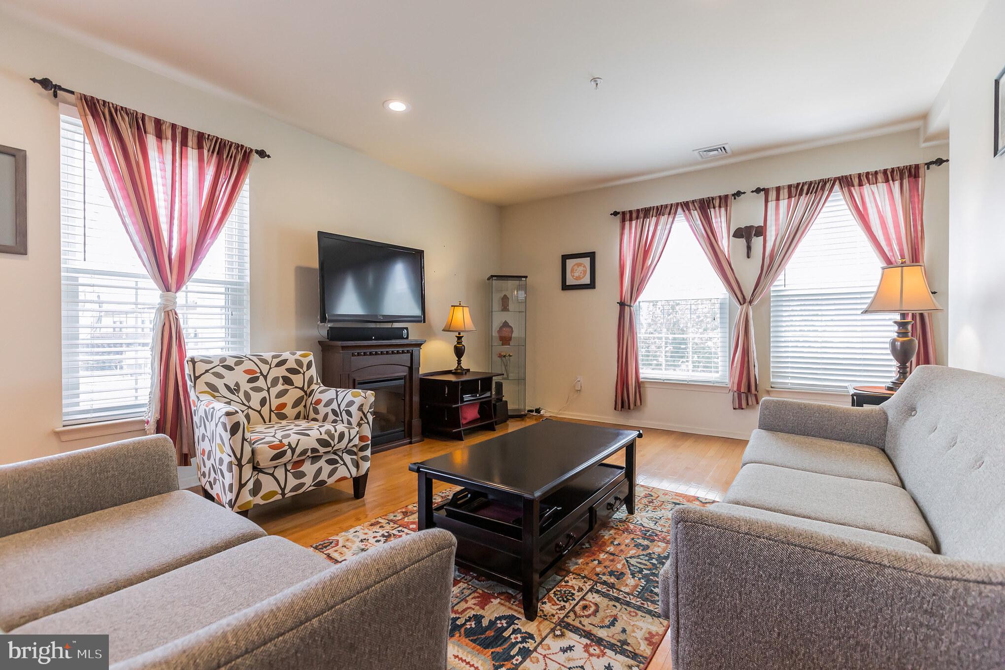 401 North Front Street, Unit 2A Philadelphia, PA 19123 - Photo 12 of 26