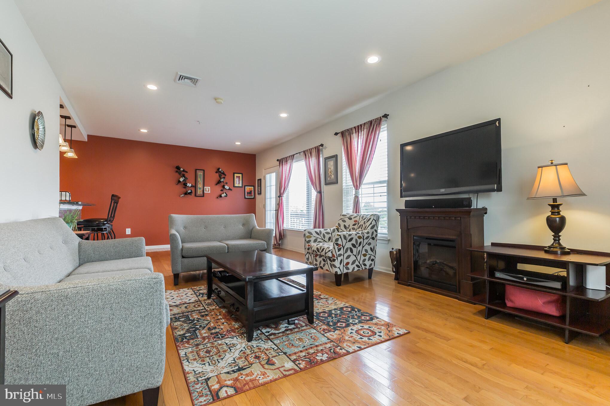 401 North Front Street, Unit 2A Philadelphia, PA 19123 - Photo 10 of 26