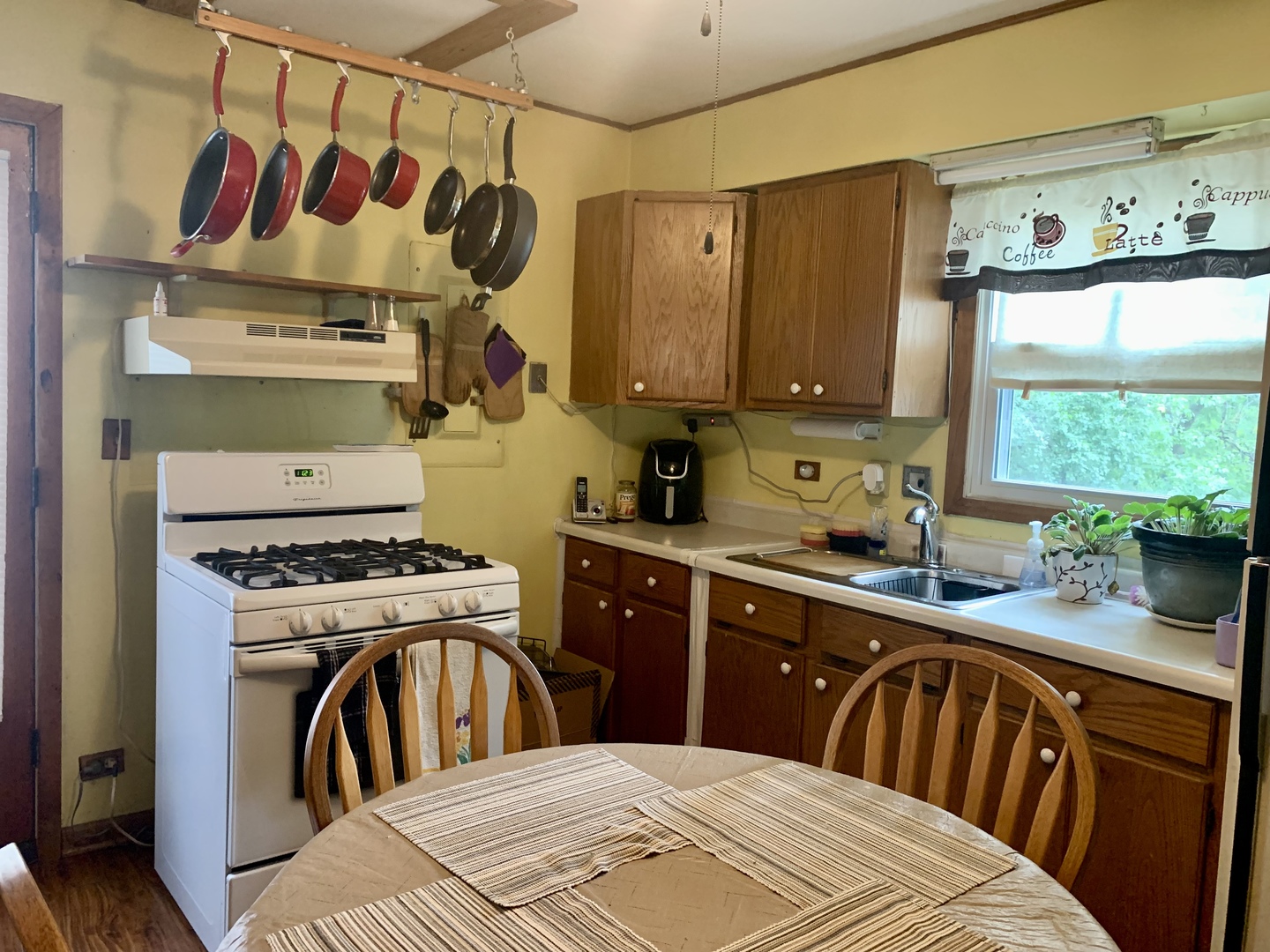 419 West Palatine Road Palatine, IL 60067 - Photo 4 of 14